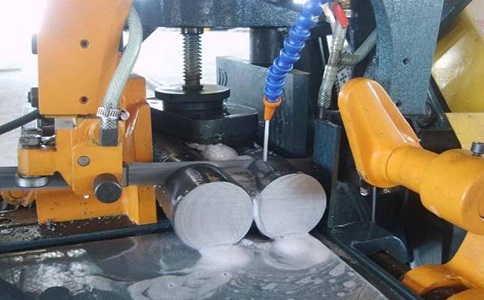 北塔卧式带锯床的送料方式有哪几种？